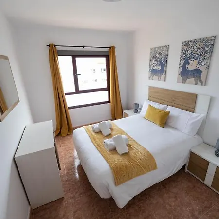 Sun Bay アパート *